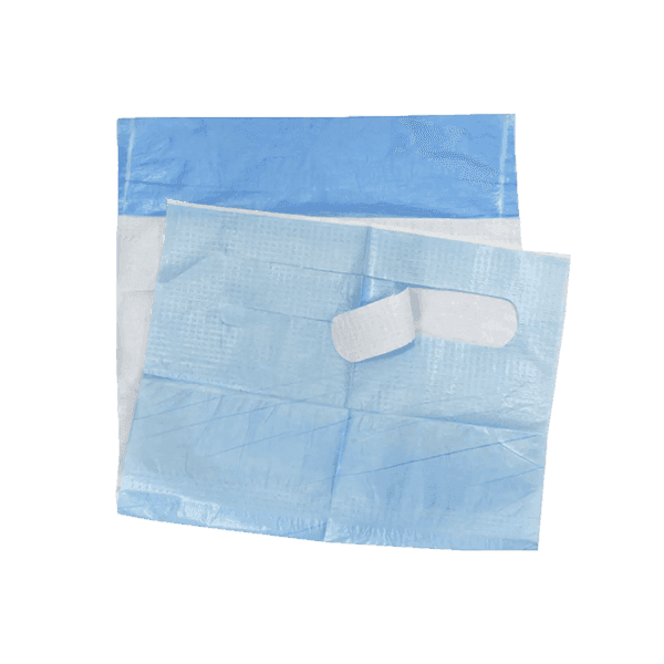 Pack 50 ud babero blanco con bolsillo – 64 x 36 cm – pe recubierto